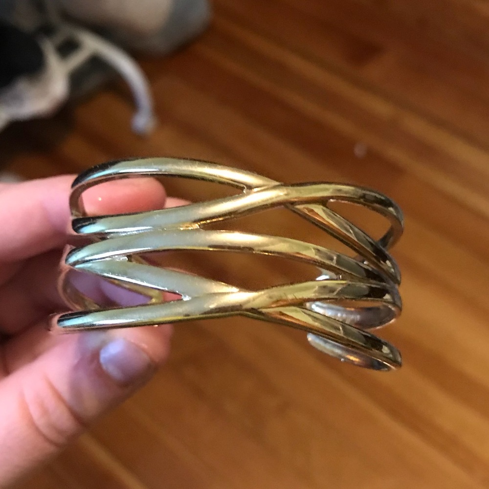 Adelina Cuff